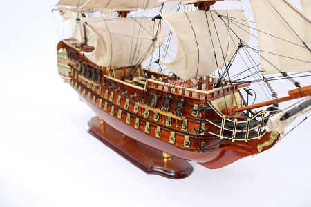 Модель парусного корабля "ROYAL LOUIS", 94 см