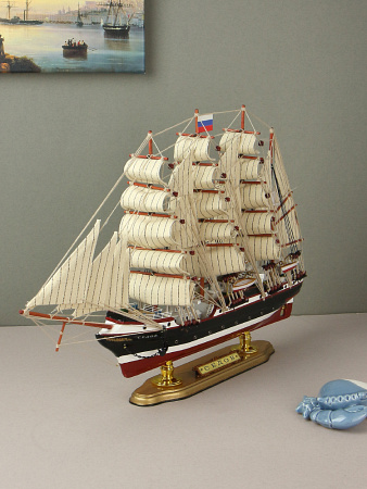 Модель парусника "Седов", 52 см.