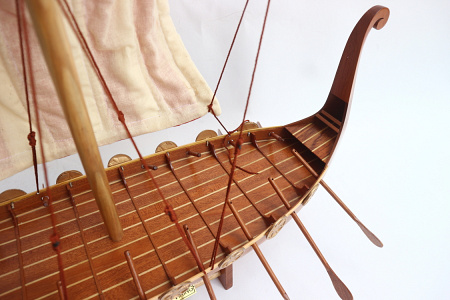 Модель парусника "Дракар викингов" Скандинавия, 60 см