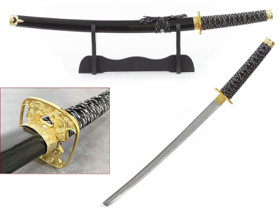Вакидзаси, самурайский меч, на подставке