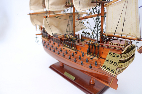 Модель парусного корабля "12 Апостолов", 50 см