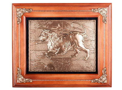 Деревянная ключница настенная "Лев" 34х29 см