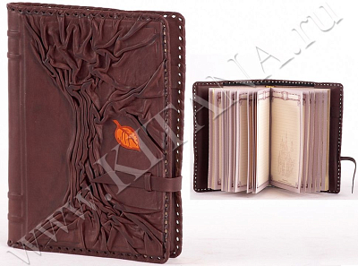 Ежедневник большой (формата А5) в обложке из натуральной кожи