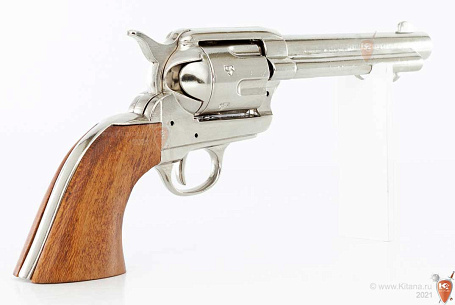 Револьвер Кольт «Peacemaker», никелированный (макет, ММГ)
