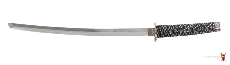 Самурайский меч (вакидзаси) на подставке