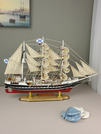 Модель парусника "Восток" 52 см.