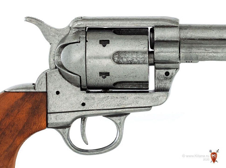 Револьвер Кольт Peacemaker, 45 калибр, 12°, США 1873 г. (макет, ММГ)