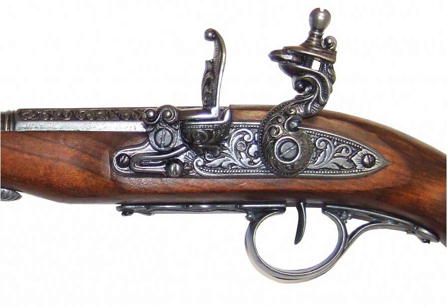Пистоль и шпага читать. Кремневый пистоль 18 века. Denix пистоль Дерингера. Пистоль Гауда 17 век. Кремниевый пистоль модель.