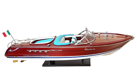 Модель катера "Riva Aquarama" 50 см