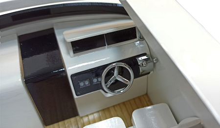 Модель яхты "Princess Superyachts 30m"