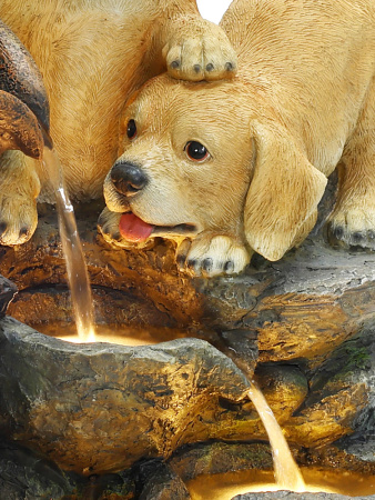 Фонтан для дачи и сада с подсветкой ''Щенки'