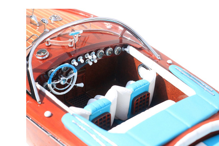 Модель катера "Super Riva Lamborghini" 50 см