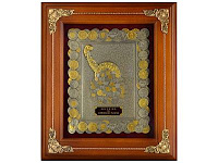 Деревянная ключница настенная "Рог изобилия" 34х29 см. с золочением