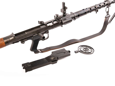 Пулемет MG-34 с прицельной планкой и ремнем (макет, ММГ)