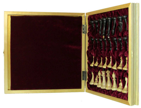 Шахматы классические стандартные (высота короля 10см.)