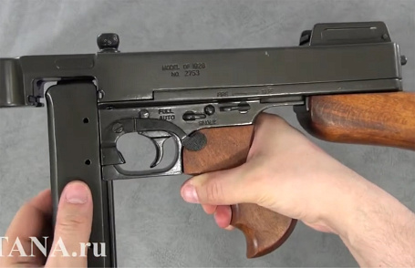 Автомат Томпсона M1A1, армия США (макет, ММГ)