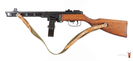 Пистолет-пулемёт Шпагина (ППШ) с ремнем (макет, ММГ)