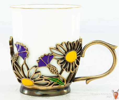 Фарфоровая чашка "Полевые цветы" в подстаканнике