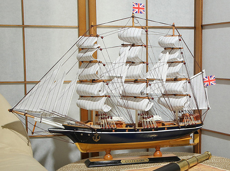 Модель корабля "Cutty Sark" 64 см.