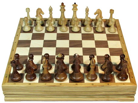 Шахматы классические стандартные утяжеленные (высота короля 10см.)