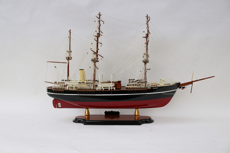 Модель парусника "RRS DISCOVERY", 60 см